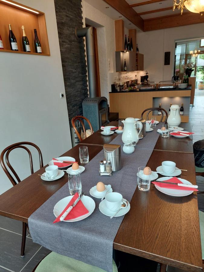 Weingut Licht-Stadtfeld Brauneberg Extérieur photo