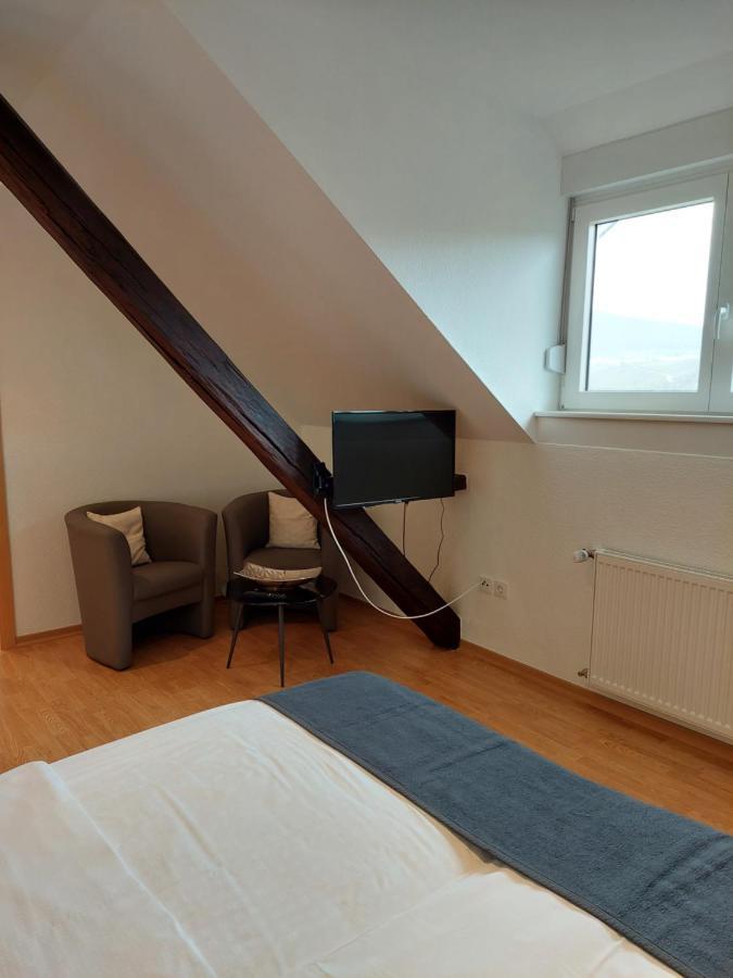 Weingut Licht-Stadtfeld Brauneberg Extérieur photo